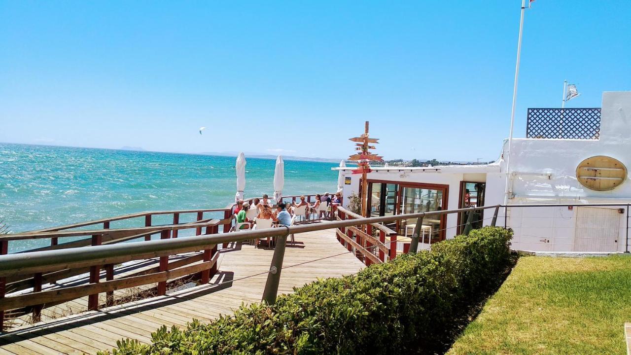 Апартаменты Casa Cachita-En 1ª Linea De Playa Эстепона Экстерьер фото