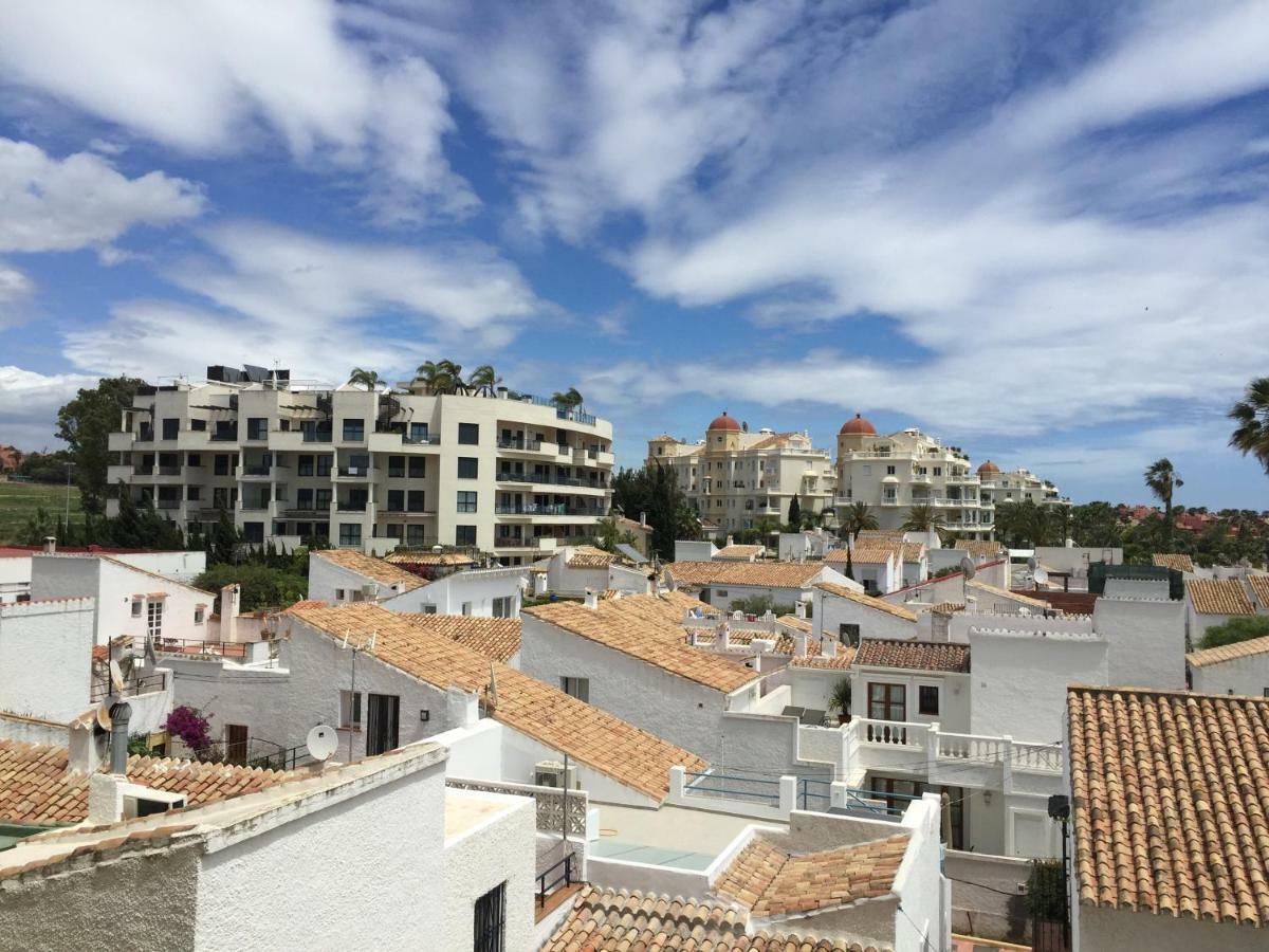 Апартаменты Casa Cachita-En 1ª Linea De Playa Эстепона Экстерьер фото